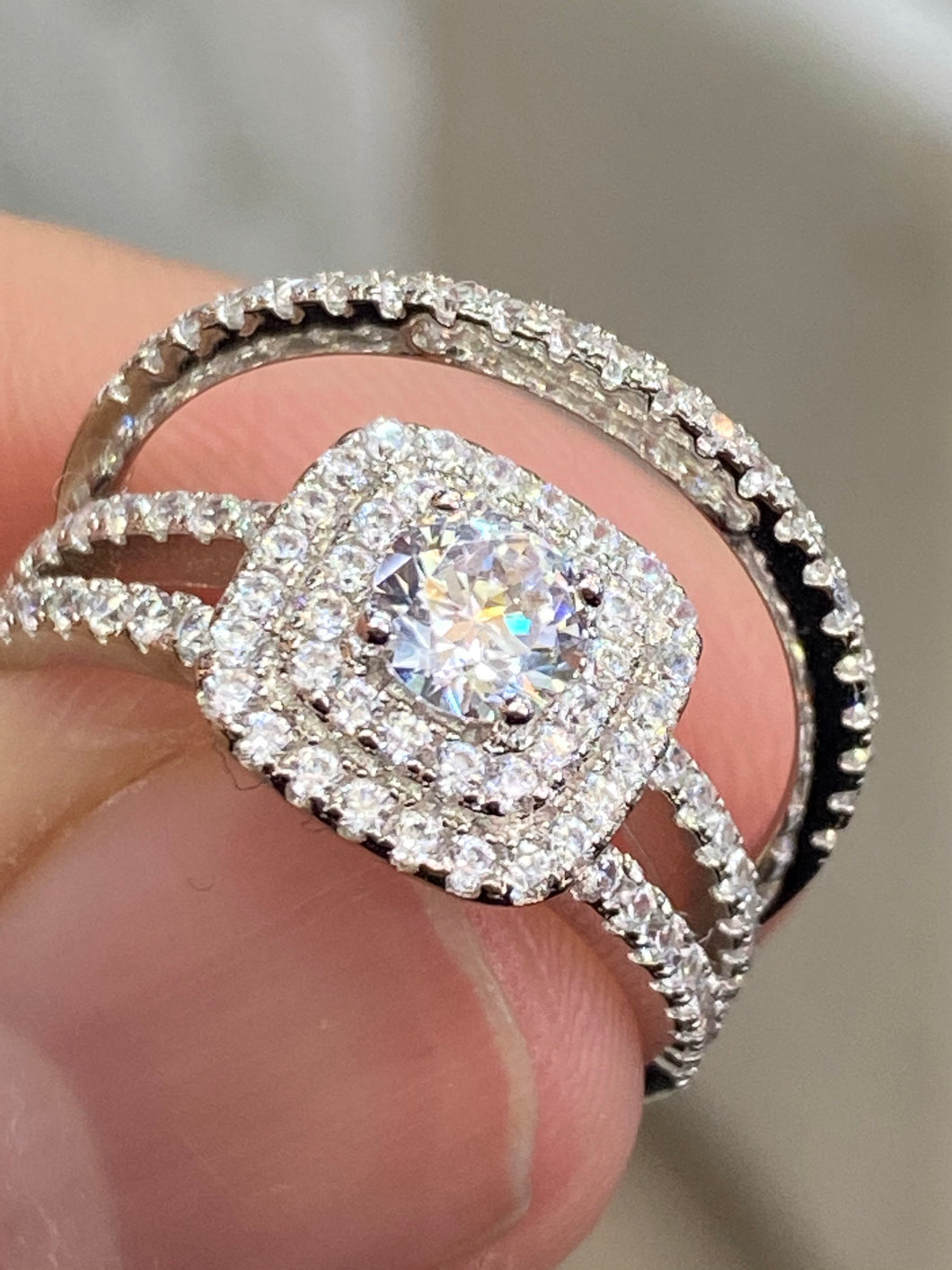Provident Jewelry - 7+ carats of pure luxury 💎 This gorgeous round  brilliant cut offers major sparkle in a classic platinum mounting. Discover  more diamond engagement rings at #ProvidentJewelry. | Facebook